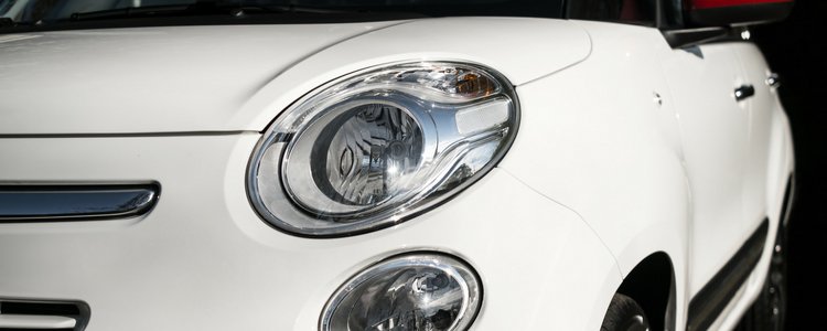 Controleer je lampen - JAMES Autoservice Controleer je lampen - JAMES Autoservice